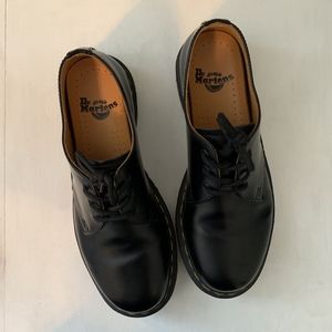 PERFECT CONDITION DOC MARTENS